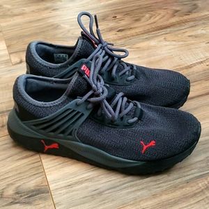 PUMA Men's Pacer Future Knit Sneakers size 9